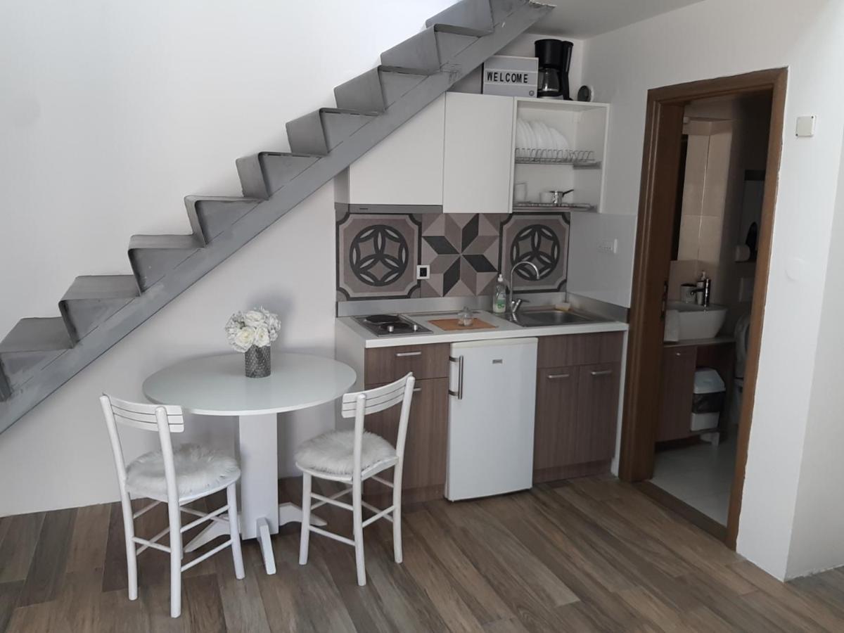 Centar Novi Sad-Apartman No 3 Exterior photo